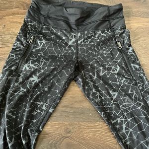 Lululemon leggings - size 4